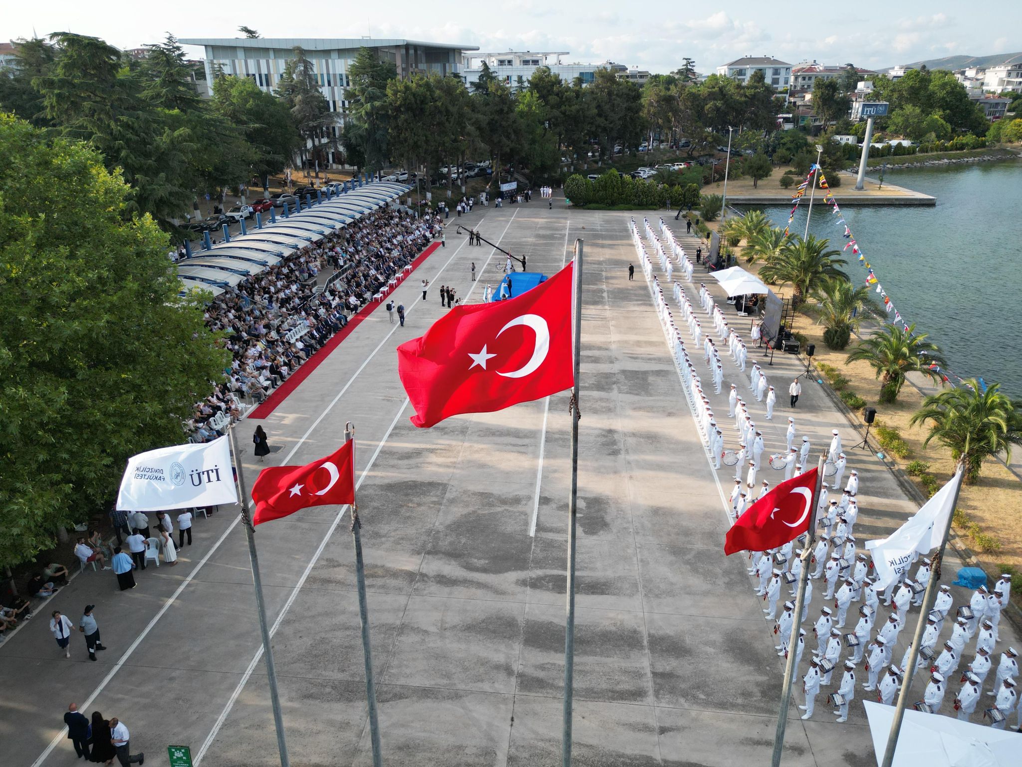 denizcilik-fakultesi-mezuniyet-2025-1