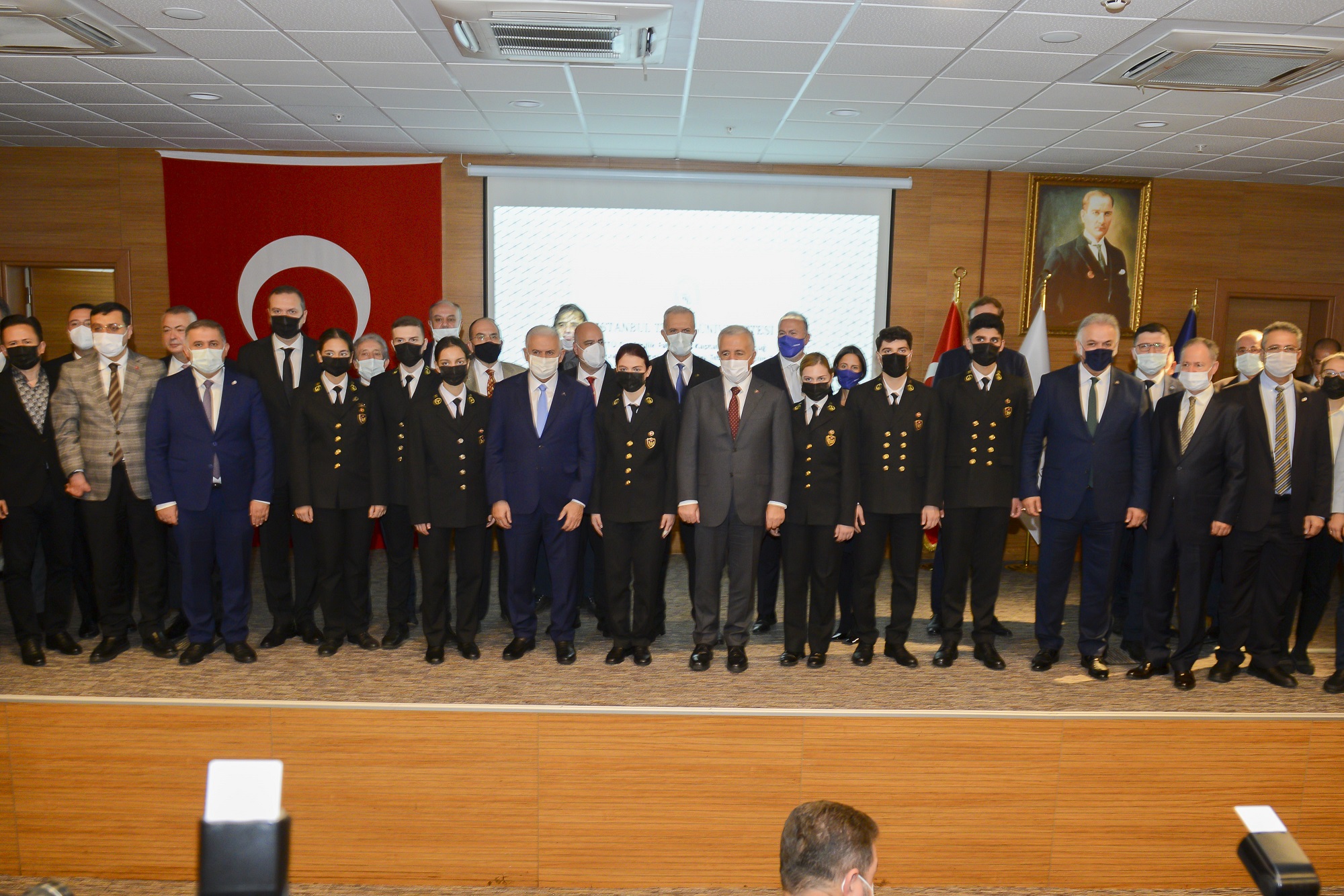 df_acilis_ogrenciler